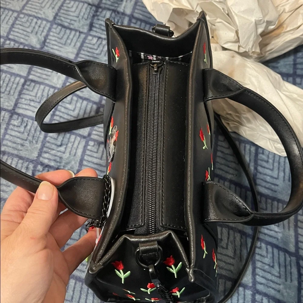NWT Betsey Johnson 🌷 Tulip 🌷Floral Embroidered Black Handbag - Picture 5 of 13